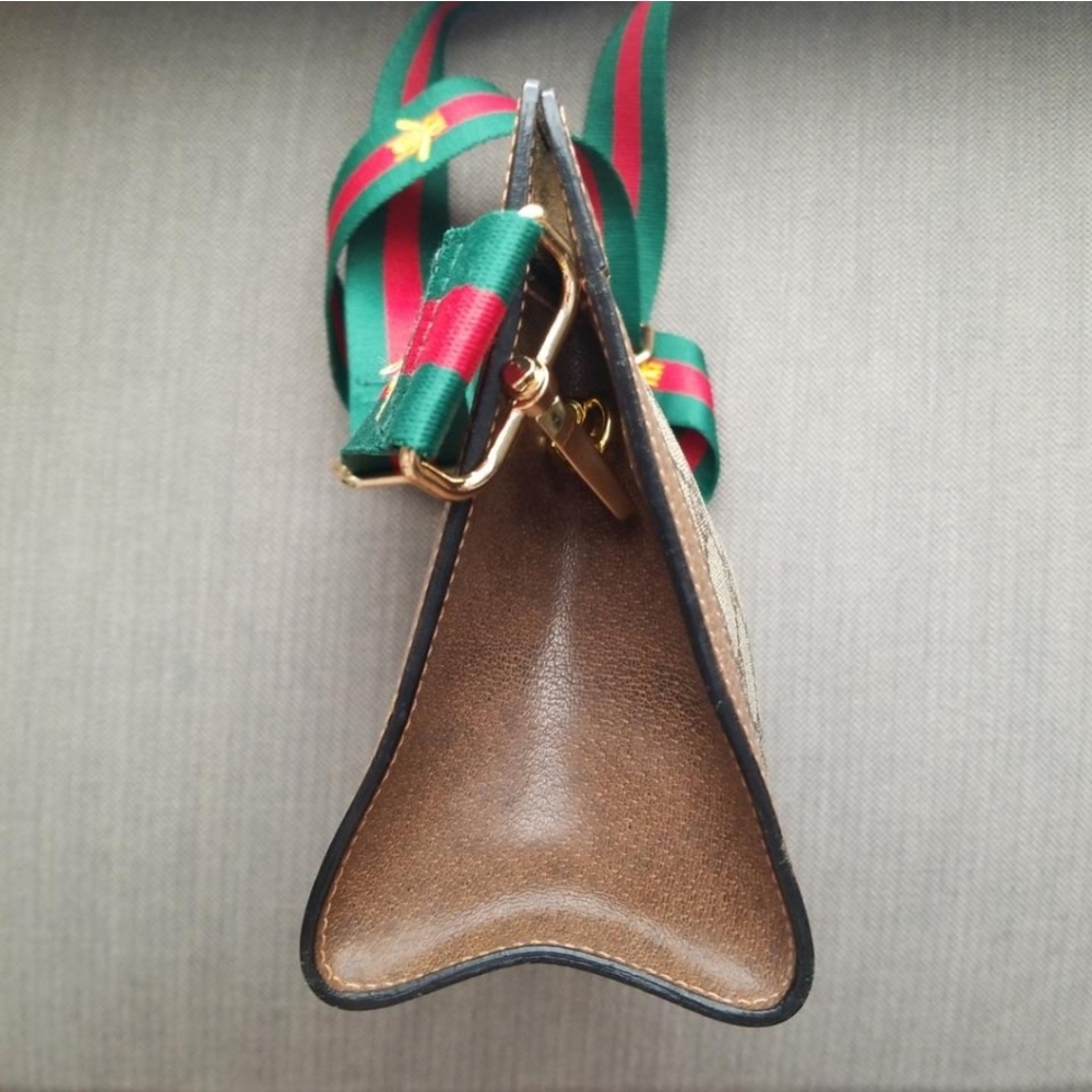 Authentic Vintage Gucci GG Monogram Supreme Clutch Crossbody Bag - Picture 6 of 12
